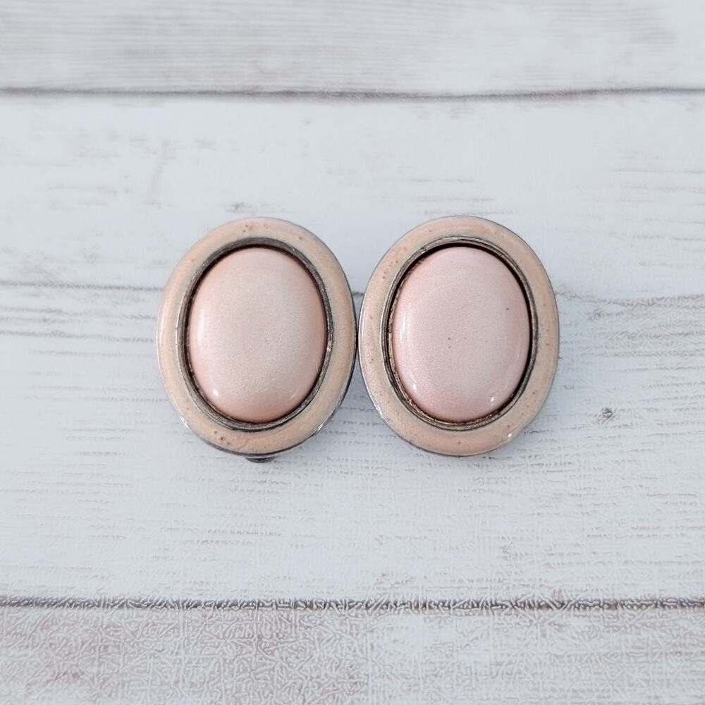 Vintage Clip On Earrings Dusky Pinkish Tone Oval
